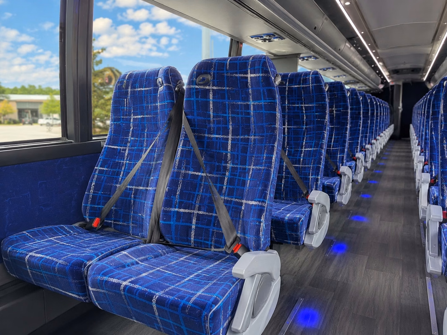 oakland charter bus